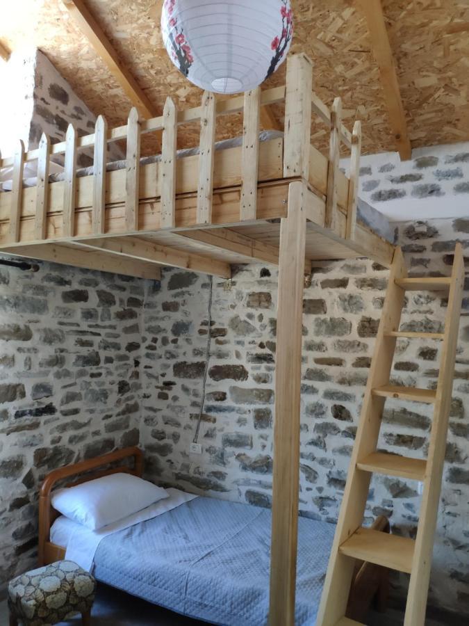 Villa Stone House à Kelcyre Extérieur photo
